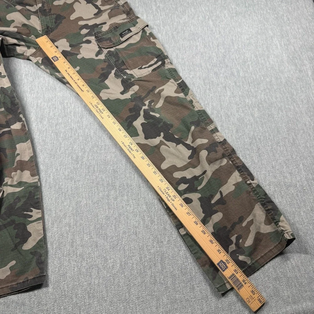Wrangler cargo pants